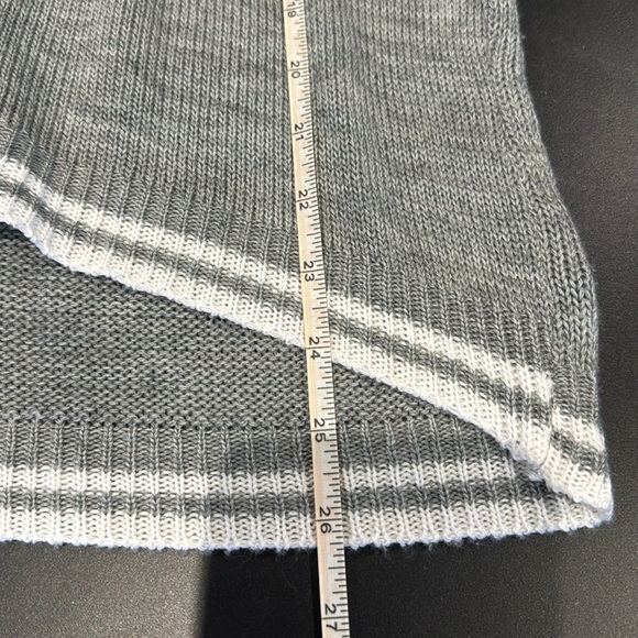 Say What? LOVE Long sleeve light sweater - Picture 5 of 5